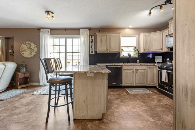 1806 Trails Drive, Urbana, IL 61802