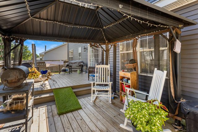 1806 Trails Drive, Urbana, IL 61802