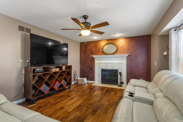 1806 Trails Drive, Urbana, IL 61802