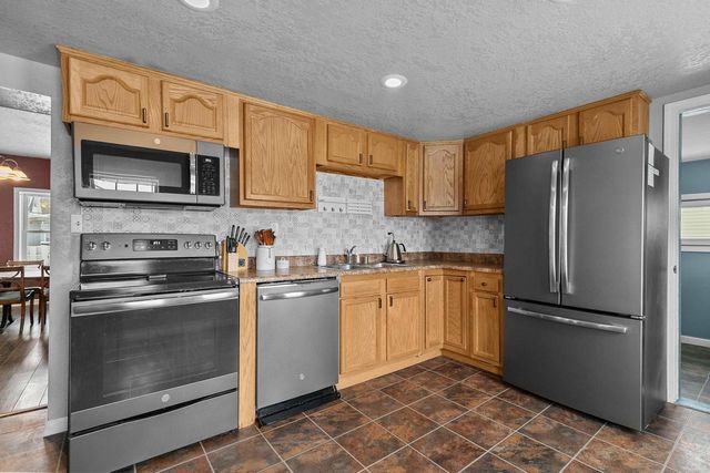 1009 JEFFERSON STREET, Oshkosh, WI 54901