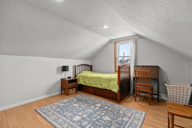 1009 JEFFERSON STREET, Oshkosh, WI 54901