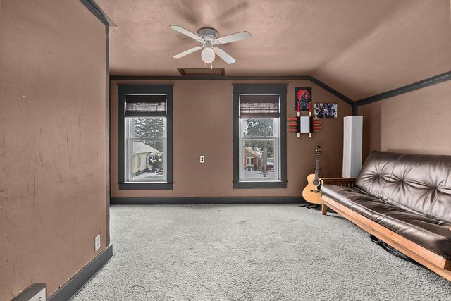 1009 JEFFERSON STREET, Oshkosh, WI 54901