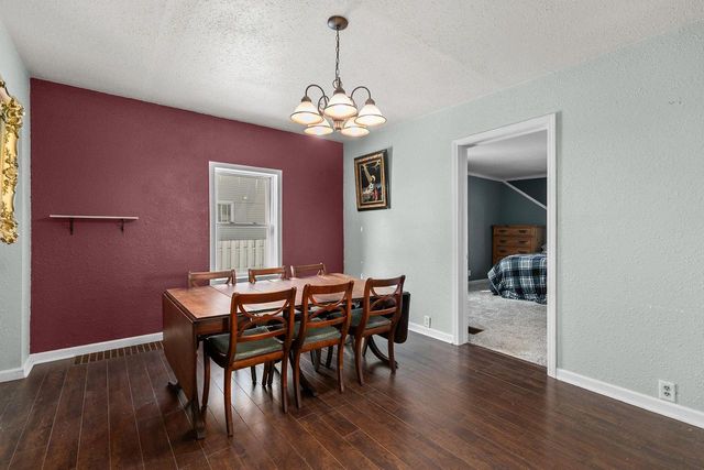 1009 JEFFERSON STREET, Oshkosh, WI 54901