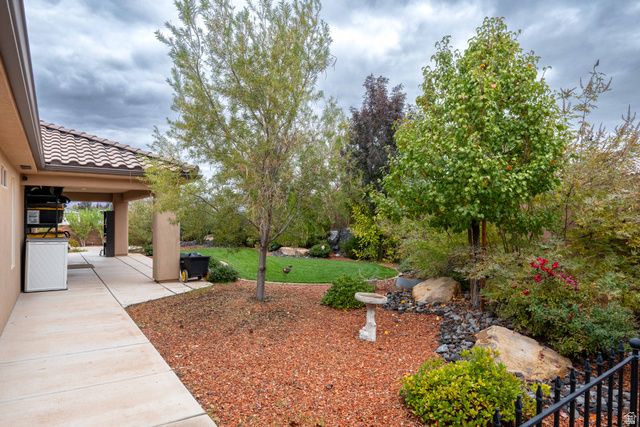 4047 S 890 E, Washington, UT 84780