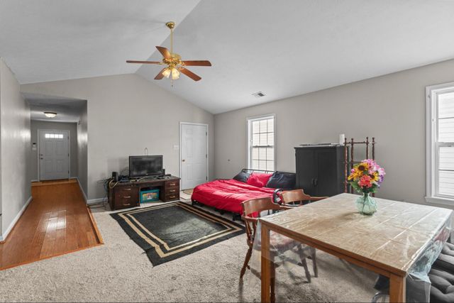 216 Christopher Drive, Nicholasville, KY 40356