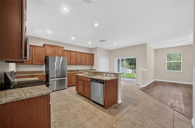 5202 ROYCE DRIVE, Mount Dora, FL 32757