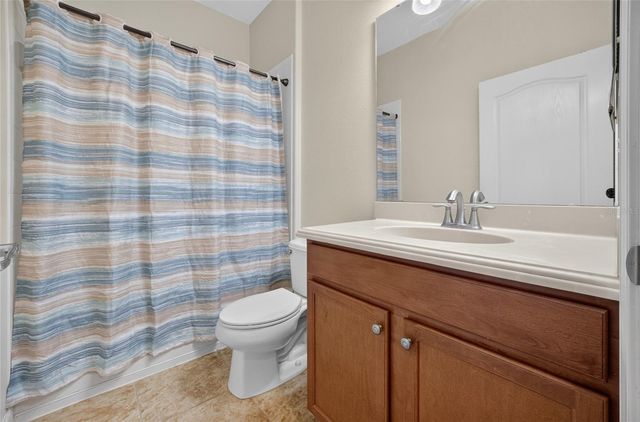 5202 ROYCE DRIVE, Mount Dora, FL 32757