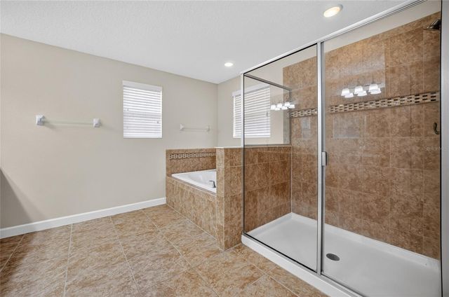 5202 ROYCE DRIVE, Mount Dora, FL 32757