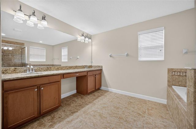 5202 ROYCE DRIVE, Mount Dora, FL 32757