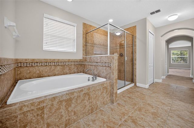 5202 ROYCE DRIVE, Mount Dora, FL 32757