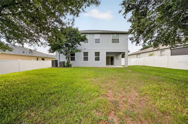 5202 ROYCE DRIVE, Mount Dora, FL 32757
