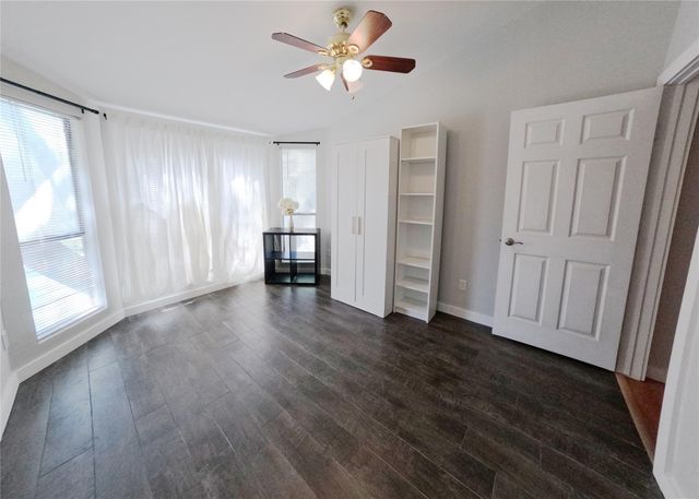 1881 Bering Drive 6, Houston, TX 77057