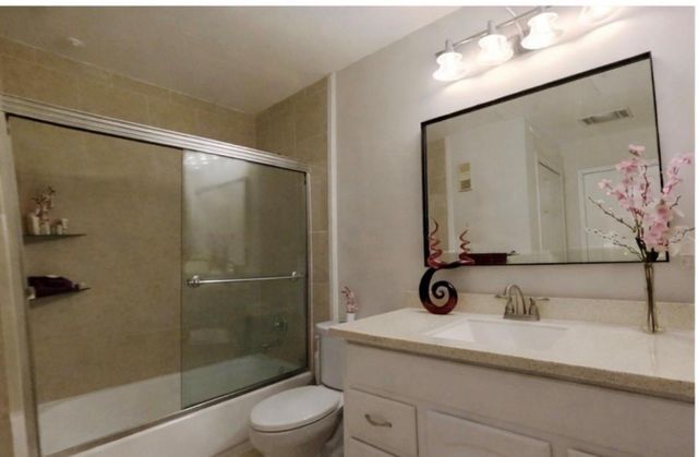 1881 Bering Drive 6, Houston, TX 77057