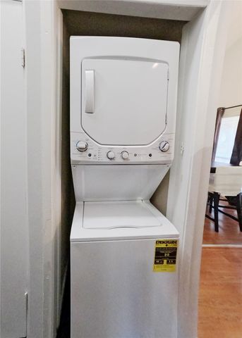 1881 Bering Drive 6, Houston, TX 77057