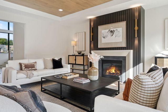 9602 Crestwood Terrace, Eden Prairie, MN 55347