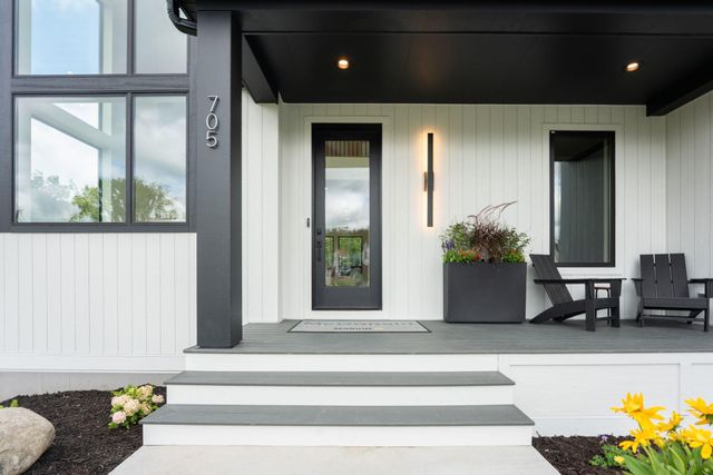 9602 Crestwood Terrace, Eden Prairie, MN 55347