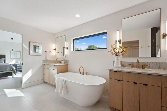 9602 Crestwood Terrace, Eden Prairie, MN 55347