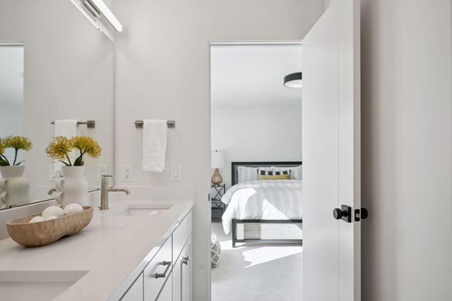 9602 Crestwood Terrace, Eden Prairie, MN 55347