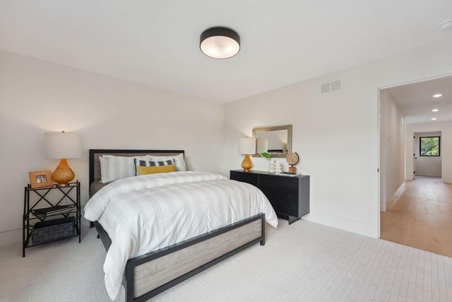 9602 Crestwood Terrace, Eden Prairie, MN 55347