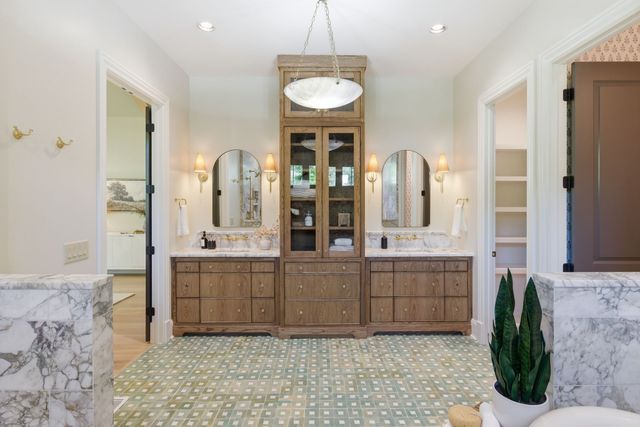 714 Shawnee Dr, Nashville, TN 37205