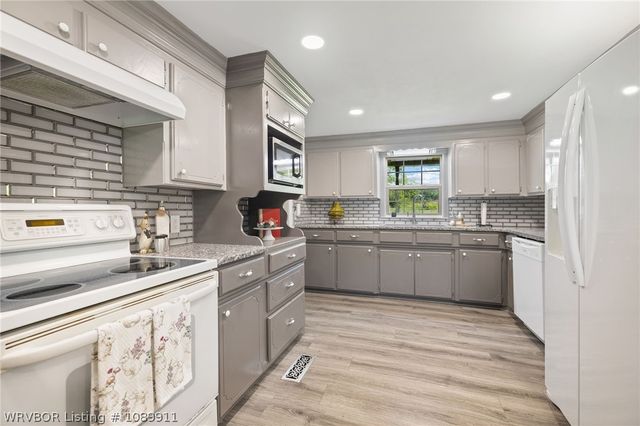 3620 Old Excelsior Road, Greenwood, AR 72936