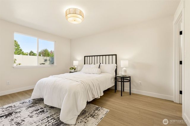 12544 25th Avenue NE, Seattle, WA 98125