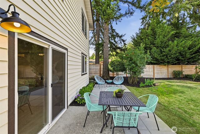 12544 25th Avenue NE, Seattle, WA 98125