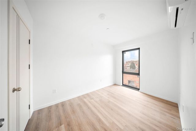 70-40 45 Avenue 7G, Elmhurst, NY 11373