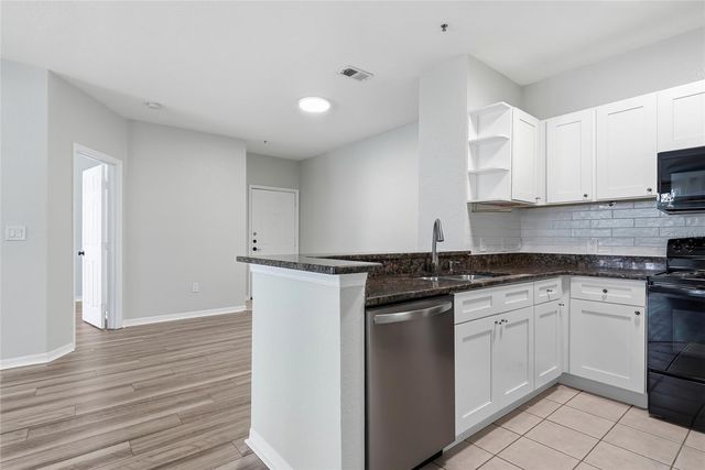 5511 LEGACY CRESCENT PLACE 204, Riverview, FL 33578