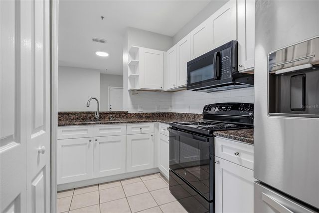 5511 LEGACY CRESCENT PLACE 204, Riverview, FL 33578