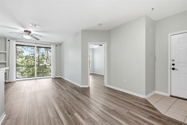 5511 LEGACY CRESCENT PLACE 204, Riverview, FL 33578