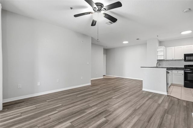 5511 LEGACY CRESCENT PLACE 204, Riverview, FL 33578