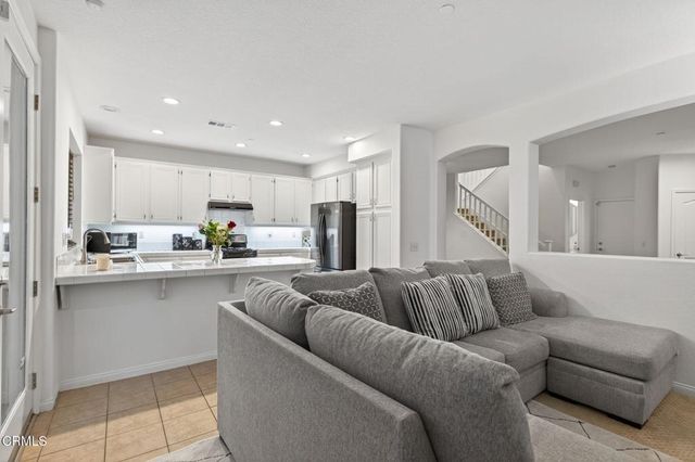 5170 Edgar Street, Oxnard, CA 93033