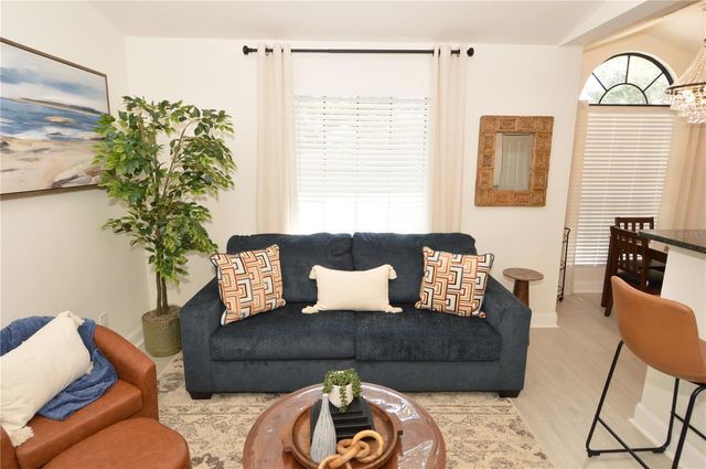 8714 MALLARD RESERVE DRIVE 201, Tampa, FL 33614