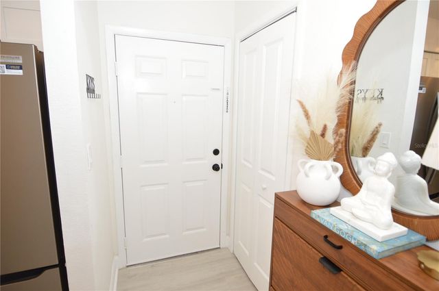 8714 MALLARD RESERVE DRIVE 201, Tampa, FL 33614