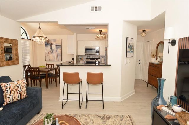 8714 MALLARD RESERVE DRIVE 201, Tampa, FL 33614