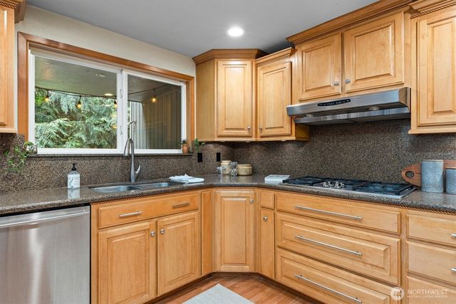 3519 27th Avenue SE, Puyallup, WA 98374