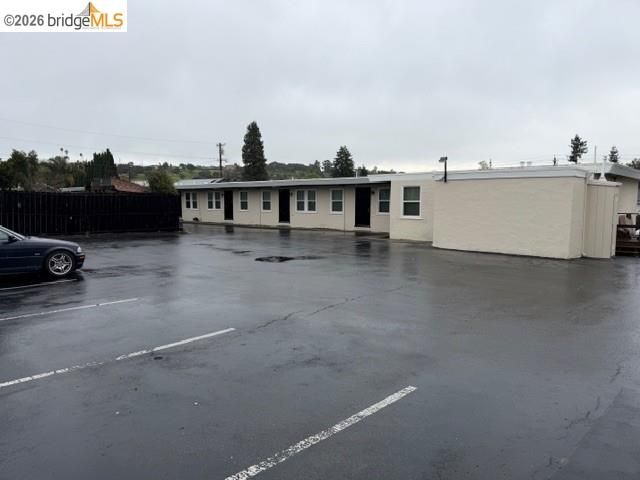 21447 Ocean View Dr, Hayward, CA 94541