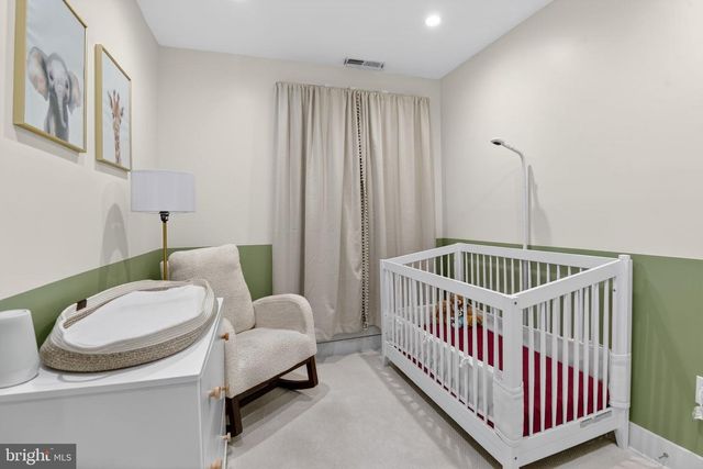 205 ROCK CREEK CHURCH RD NW, Washington, DC 20011