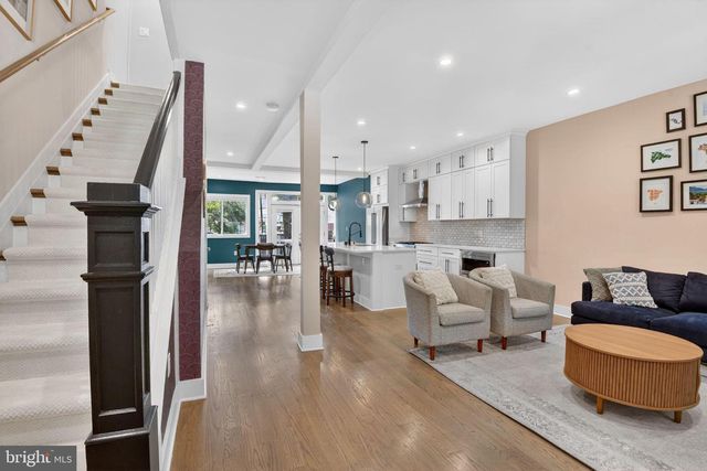 205 ROCK CREEK CHURCH RD NW, Washington, DC 20011