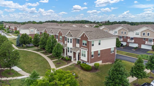 15383 Silver Bell Road, Orland Park, IL 60462