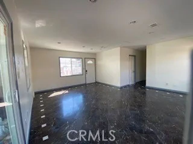 3500 Easy Avenue, Long Beach, CA 90810