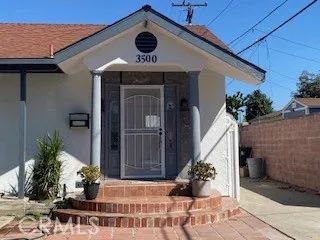3500 Easy Avenue, Long Beach, CA 90810