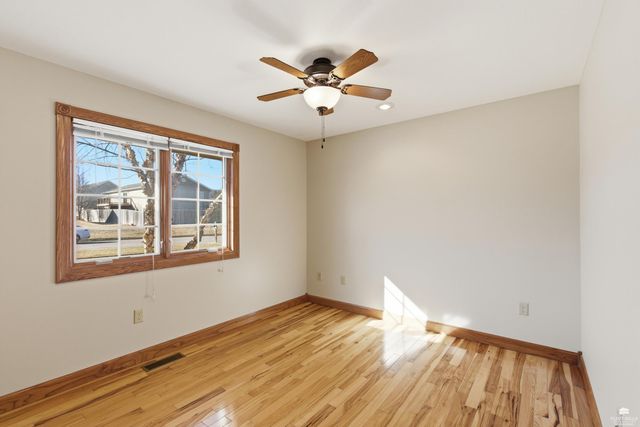 125 Hunter Drive, Manhattan, KS 66503