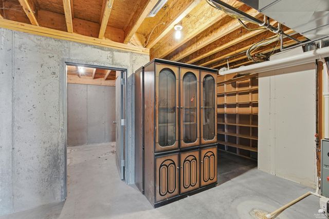 125 Hunter Drive, Manhattan, KS 66503