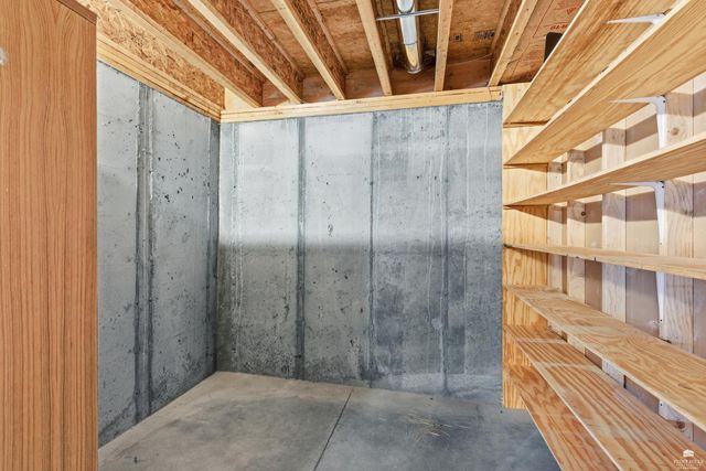 125 Hunter Drive, Manhattan, KS 66503