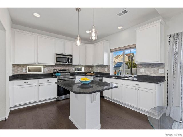 3418 Yellowwood Lane, Johnstown, CO 80534