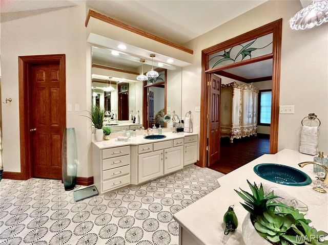 5507 Elk Valley Estates Drive, Unincorporated, MO 63128