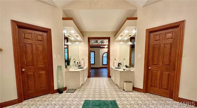 5507 Elk Valley Estates Drive, Unincorporated, MO 63128