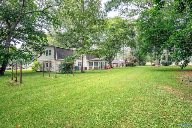 2505 Burningtree Drive SE, Decatur, AL 35603